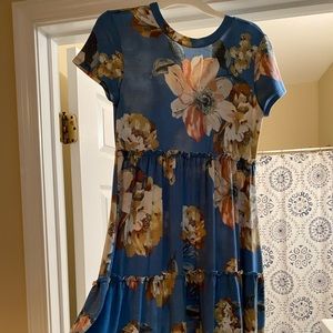 Beautiful floral Bates Sisters Boutique dress!